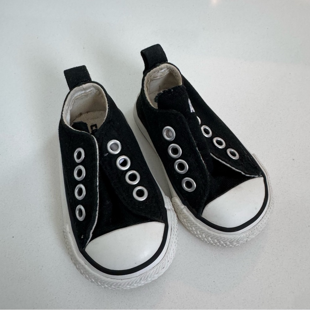 Black converse Slip-On